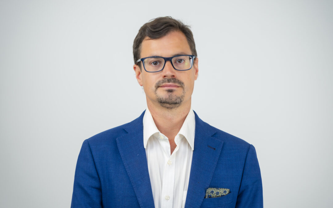 Dr. Peter McKeown